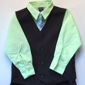 ARROW 4 Piece Suit Size 4